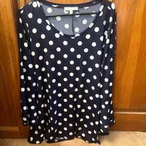 Chaus size extra large, navy and white polkadot with flair sleeve 3/4 sleeve